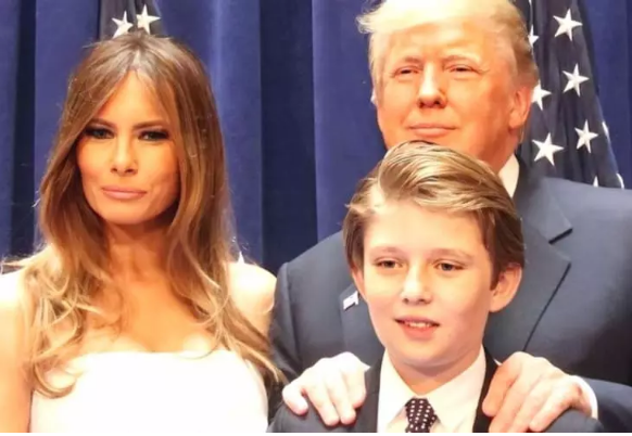 „Marzenie dwumetrowych dziewczynek”. Co wiadomo o najmłodszym synu Trumpa?
