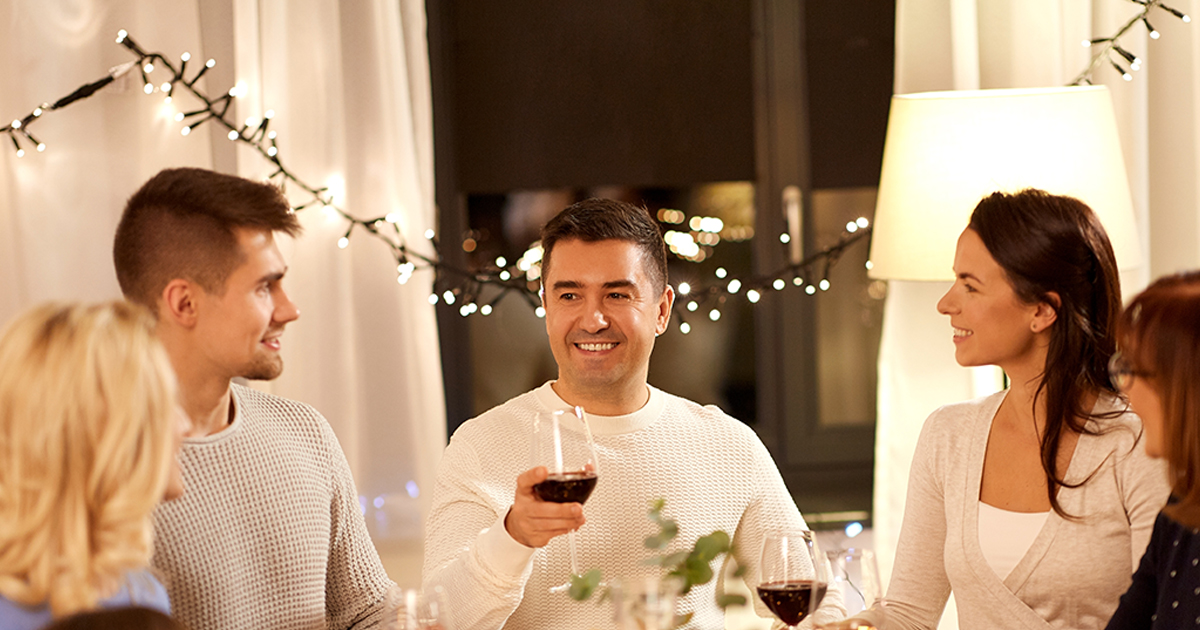 Zaręczyłem się z „idealną” kobietą, ale po pierwszym spotkaniu z jej rodzicami odwołałem ślub.