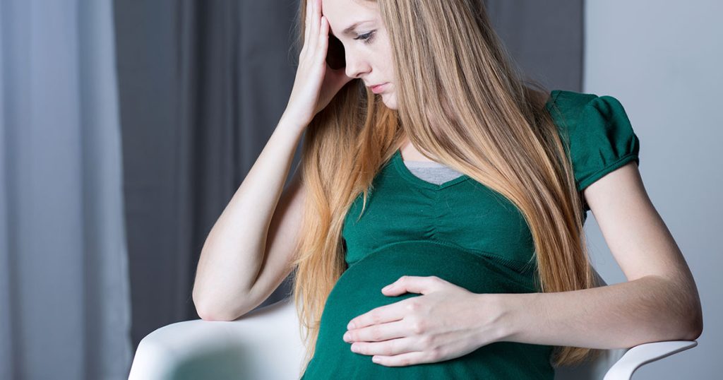 Mój mąż powiedział mi, że wyrzuci nas z domu, jeśli urodzę córeczkę