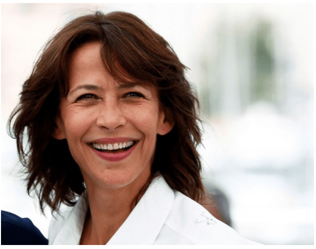 Jak można być tak młodym w wieku 58 lat? Ponadczasowa piękność Sophie Marceau