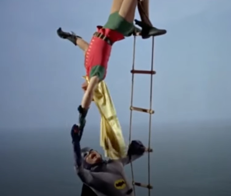 Przezabawne wpadki, które mogłeś przegapić w filmie o Batmanie z 1966 roku