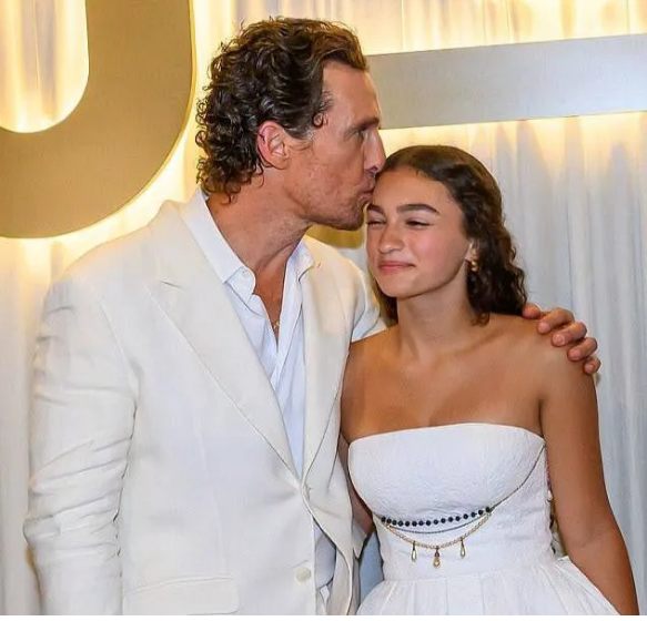 McConaughey i Alves są nie tylko aktorami, ale także rodzicami trójki dzieci