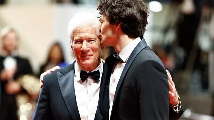 Syn 74-letniego Richarda Gere'a. Wygląda na to, że swoją urodą przyćmił ojca!