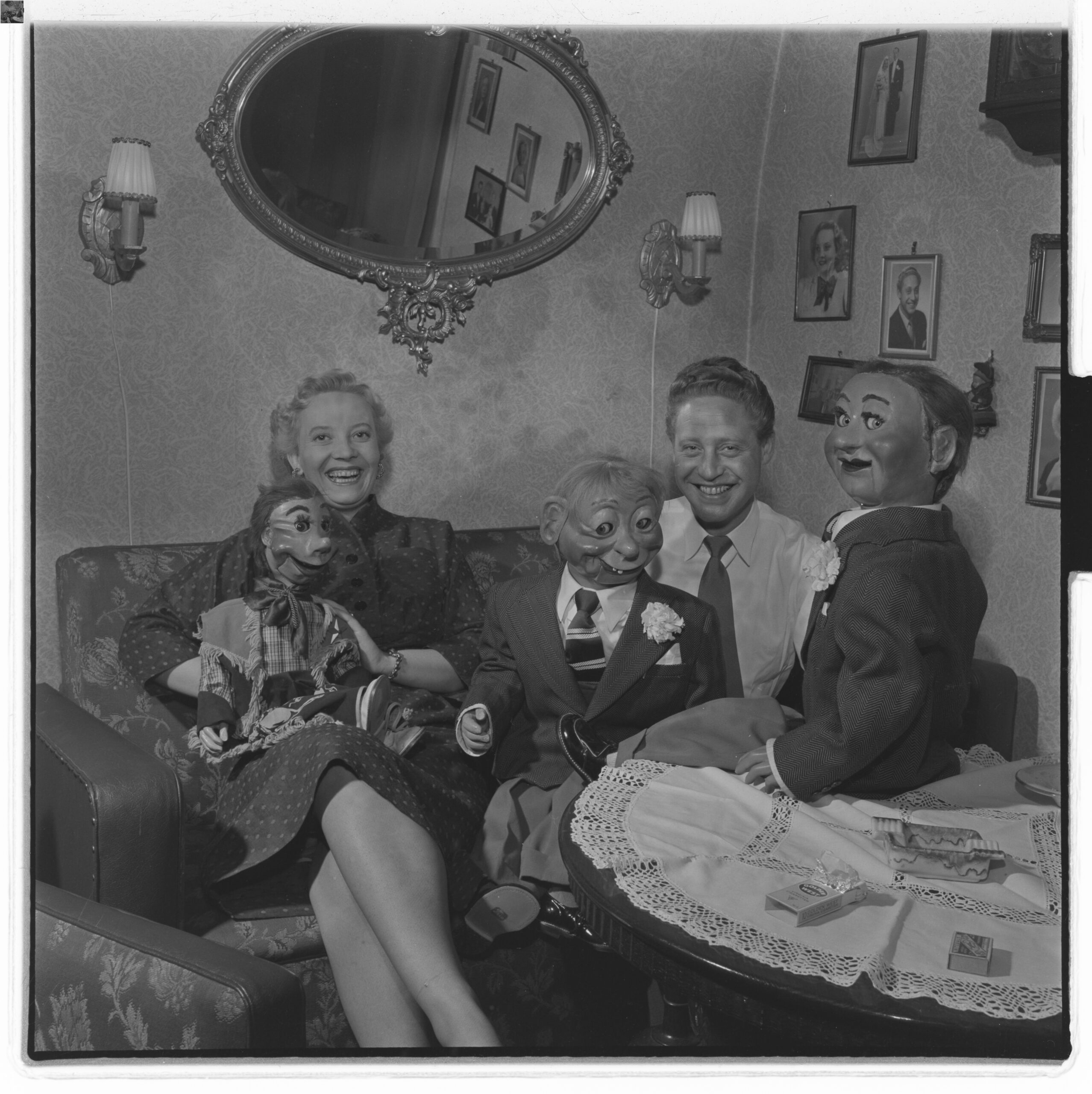 Upiorne historyczne fotografie i ich ukryte historie