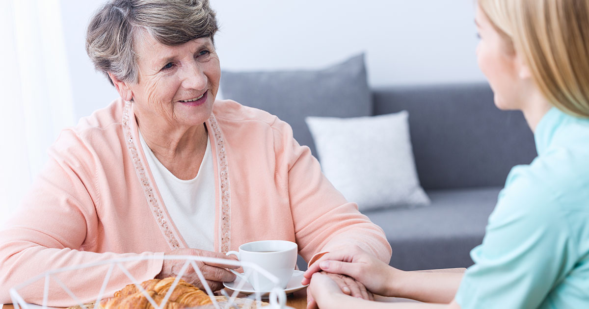 Nikt nie przyszedł na przyjęcie urodzinowe naszego stałego gościa z jej rodziny, ale starałem się temu zaradzić.