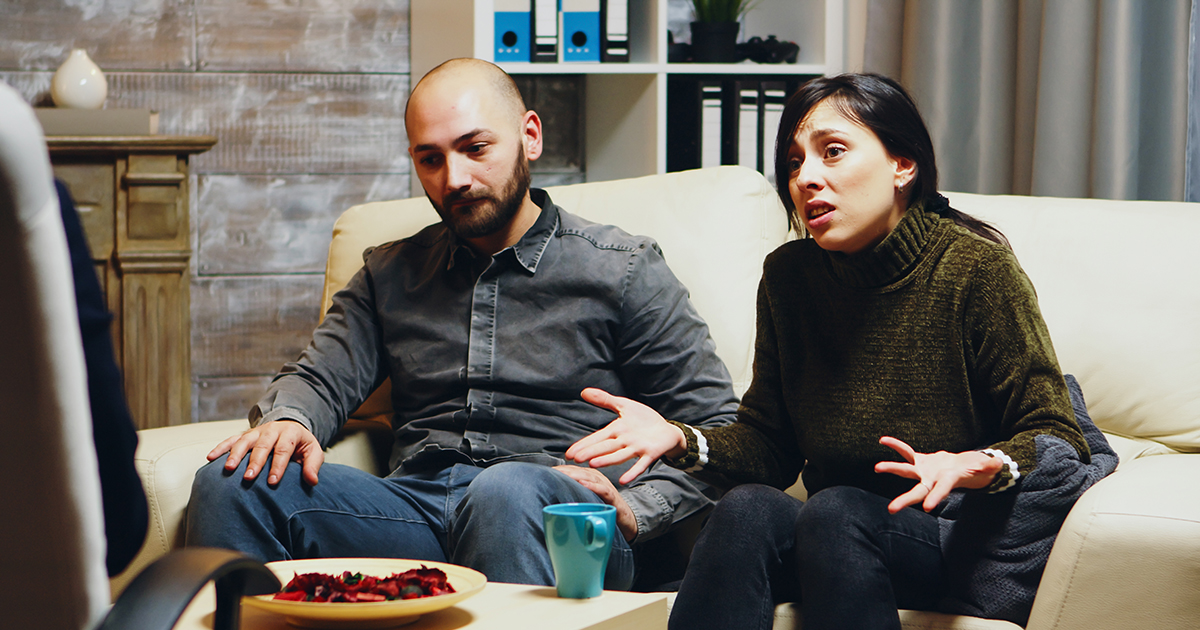 Mój mąż zażądał, abyśmy podzielili finanse po równo, ponieważ dostał awans. Zgodziłam się, ale pod jednym warunkiem.