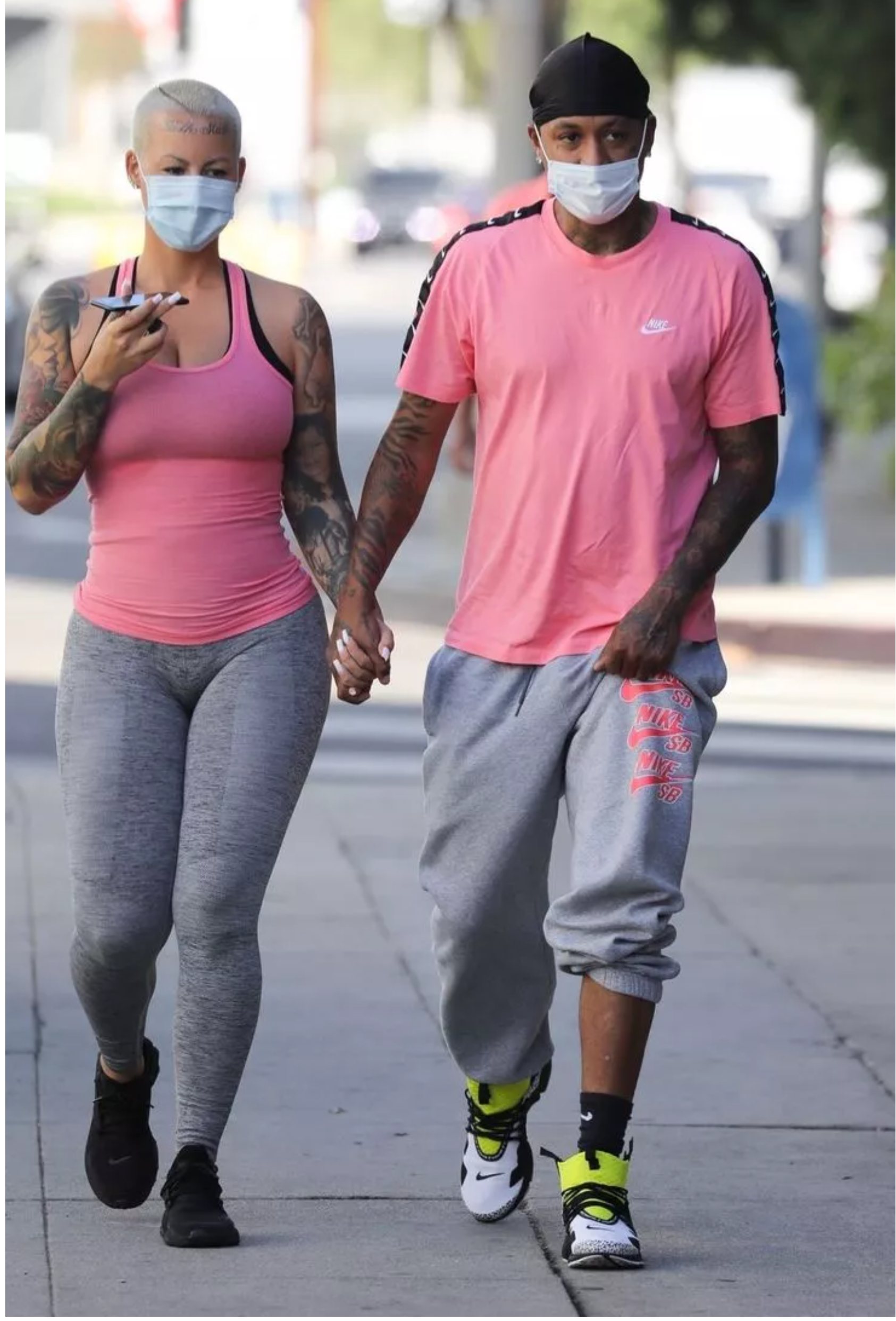 „Nie tylko o babciach”. 78-letnia była żona narzeczonego Cher