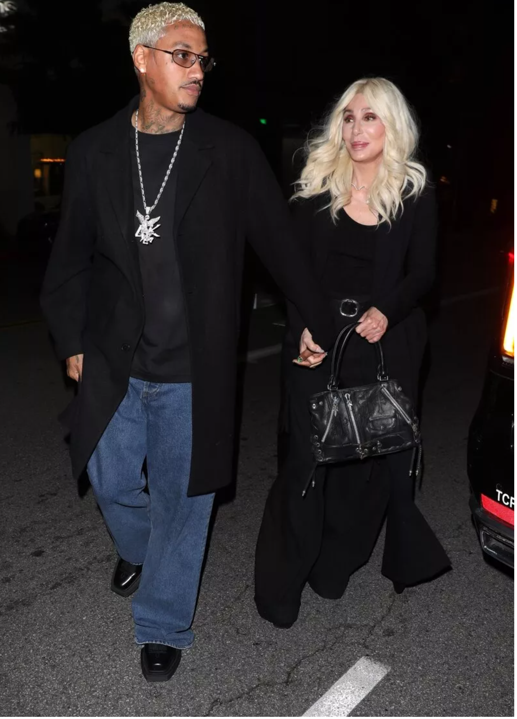 „Nie tylko o babciach”. 78-letnia była żona narzeczonego Cher