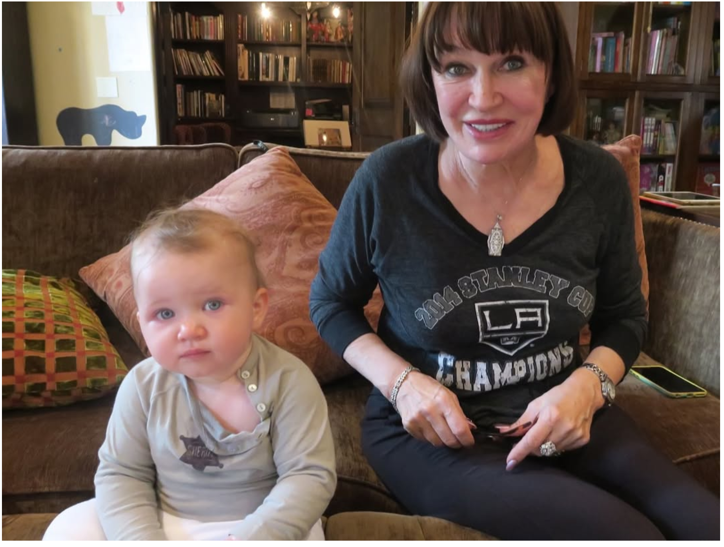 Piękno przekazywane w linii genetycznej. Milla Jovovich pokazała zdjęcie swojej matki i córek