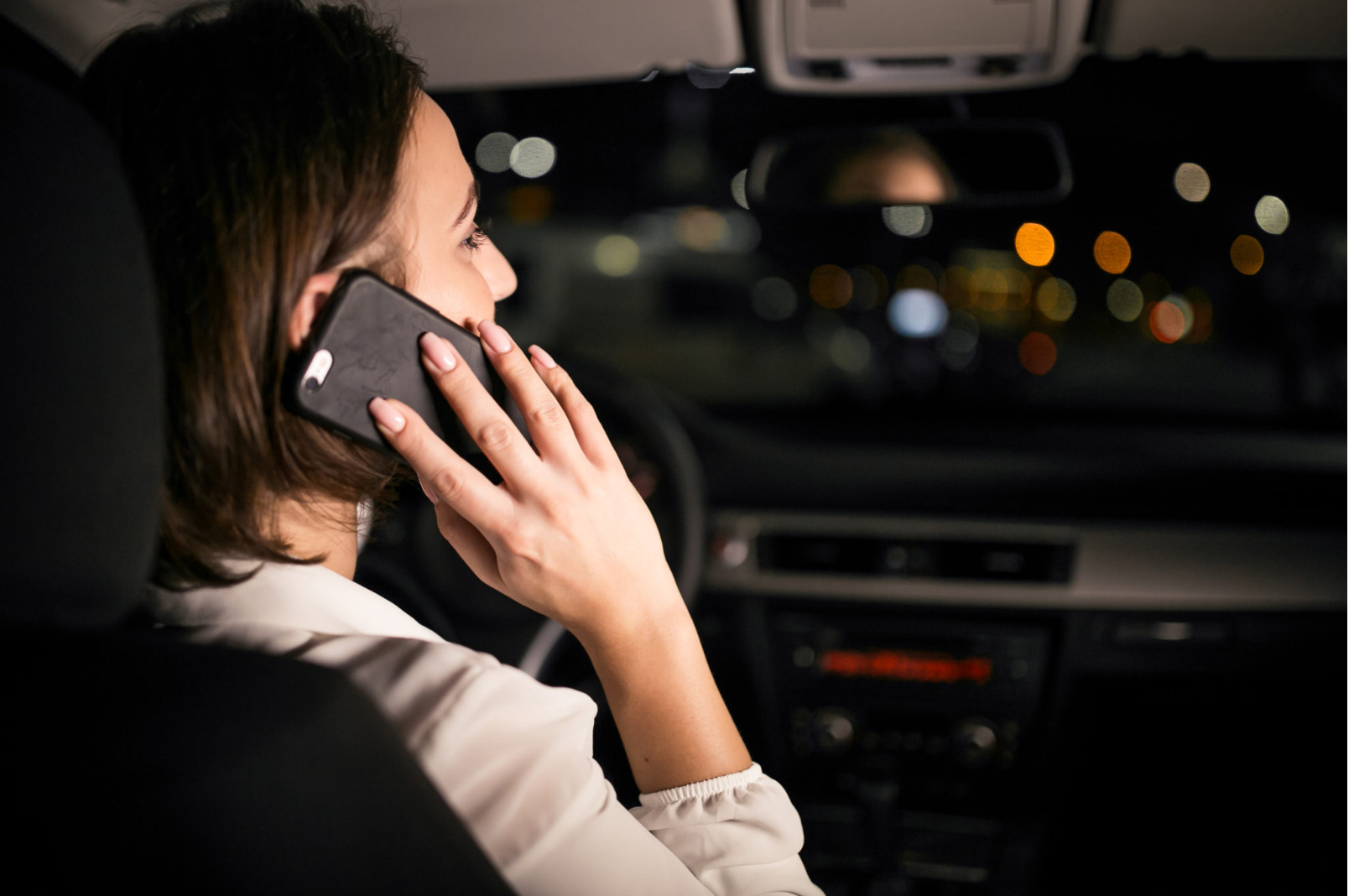 Widziałem, jak dziecko w autobusie szkolnym uderzało się o tylną szybę i wołało o pomoc.