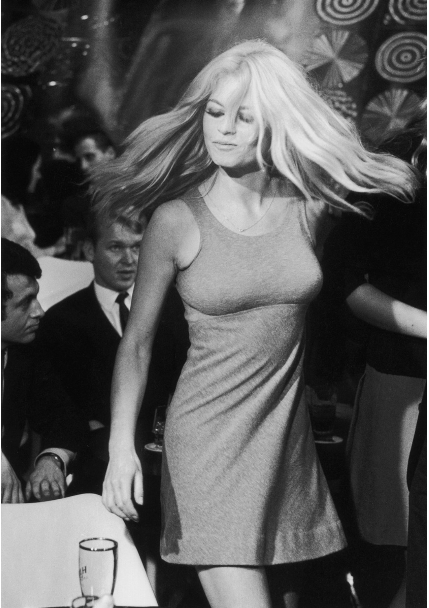 Francuska aktorka, która nie ma sobie równych: od wesołej dziewczyny do eleganckiej damy