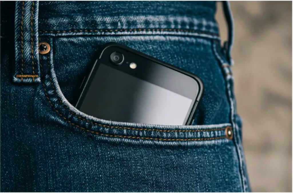 Kiedy przychodzi czas zapłaty w sklepie spożywczym, mój mąż udaje, że dostał telefon i odchodzi - tym razem dałam mu lekcję, której nigdy nie zapomni.