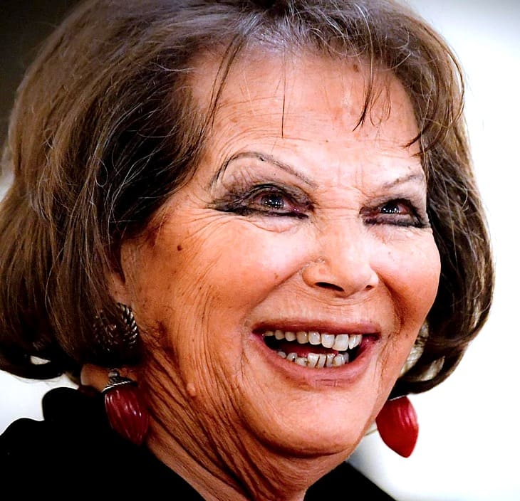Sam Belmondo i Delon chcieli się z nią związać! Dopiero w wieku 85 lat znów pojawiła się publicznie.