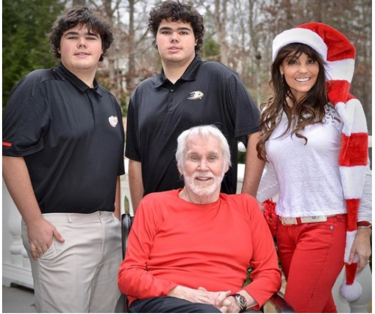 Te bliźniaki zostały pozostawione bez ojca w wieku 15 lat i urodziły się, gdy ich ojciec miał 61 lat. O kim mówimy?