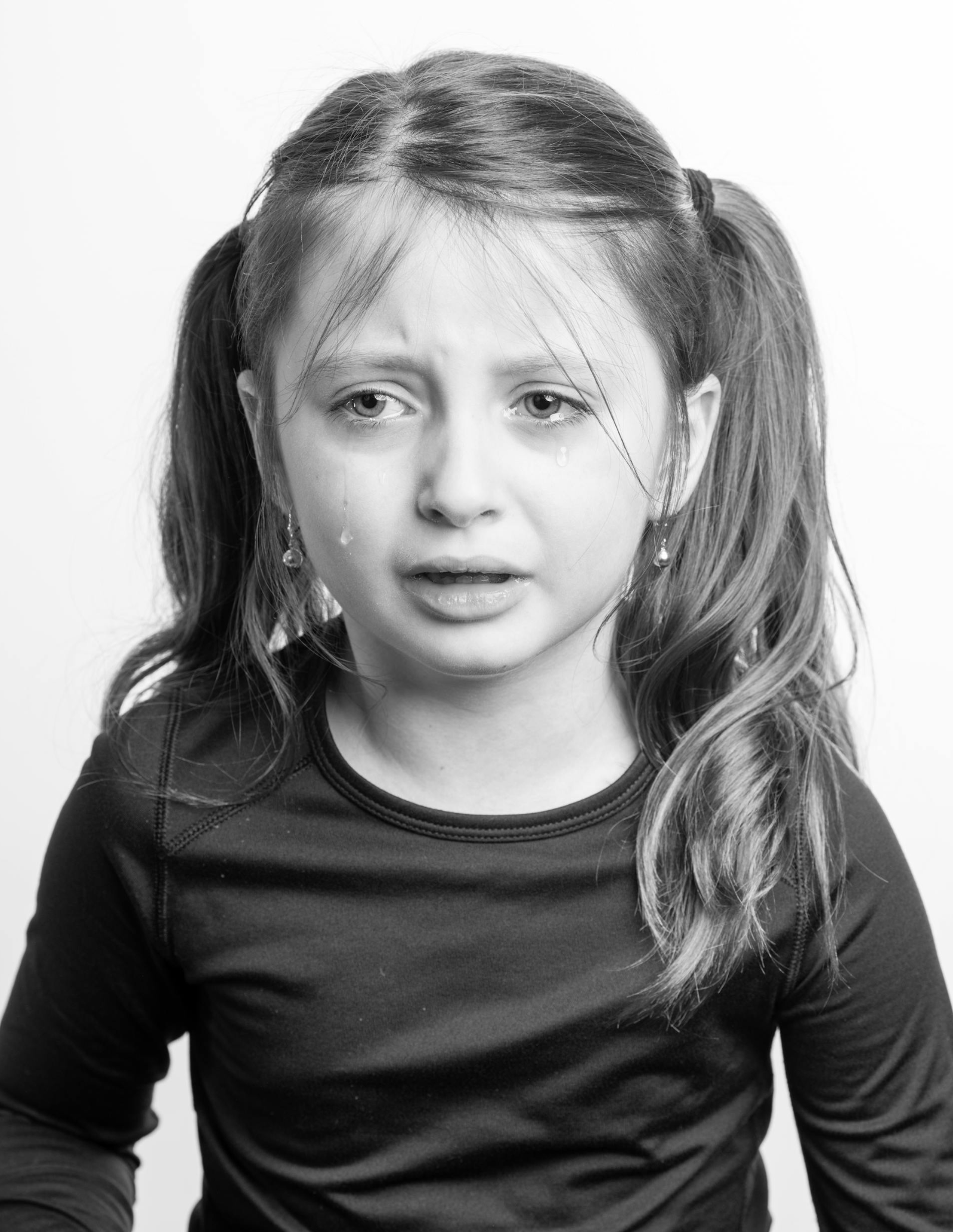 Widziałem, jak dziecko w autobusie szkolnym uderzało się o tylną szybę i wołało o pomoc.