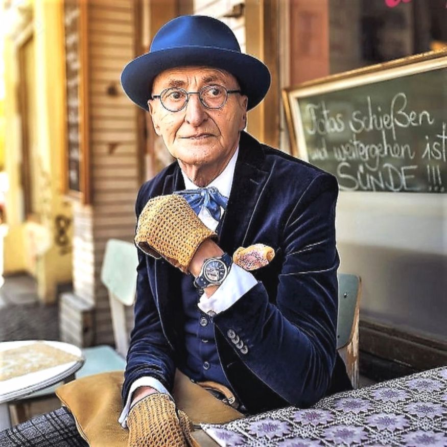 Günter Krabbenhöft i jego stylowa dziewczyna. Trudno w to uwierzyć, ale mają już 80 lat!