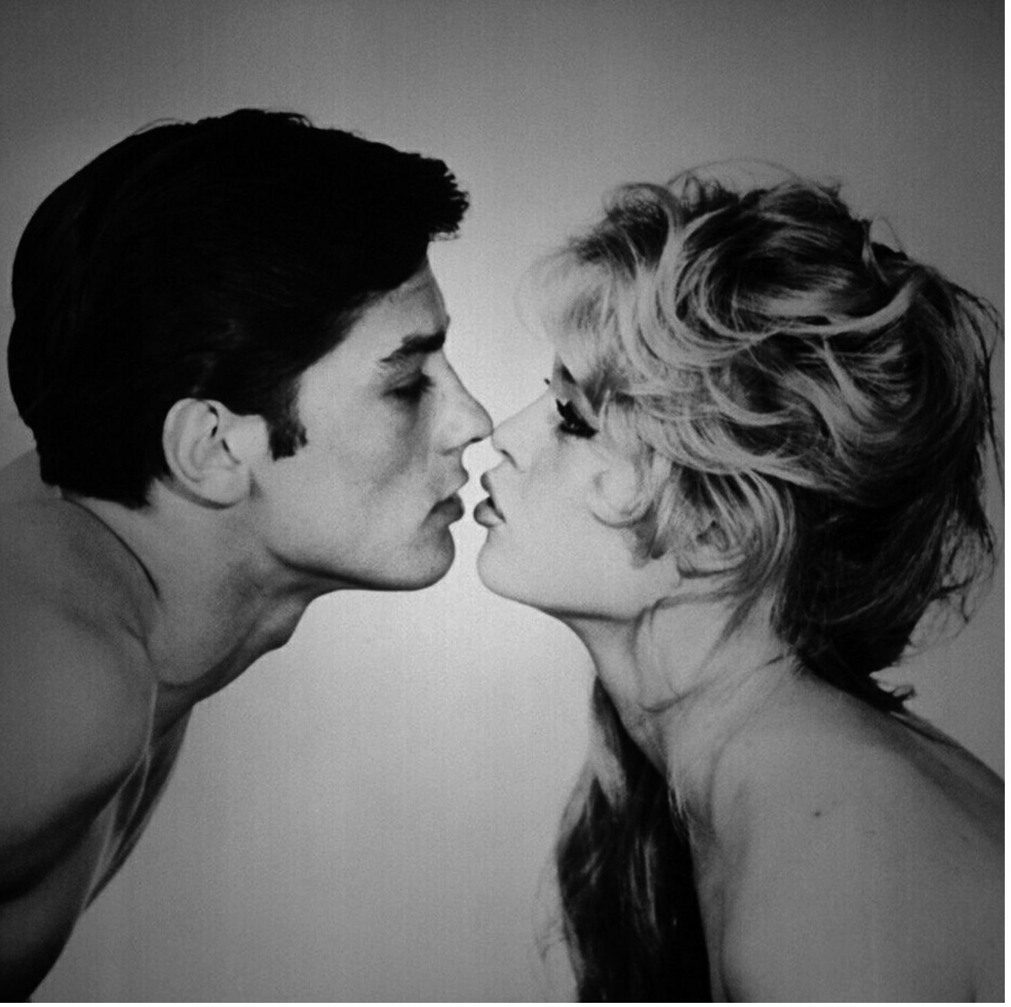 Francuska aktorka, która nie ma sobie równych: od wesołej dziewczyny do eleganckiej damy