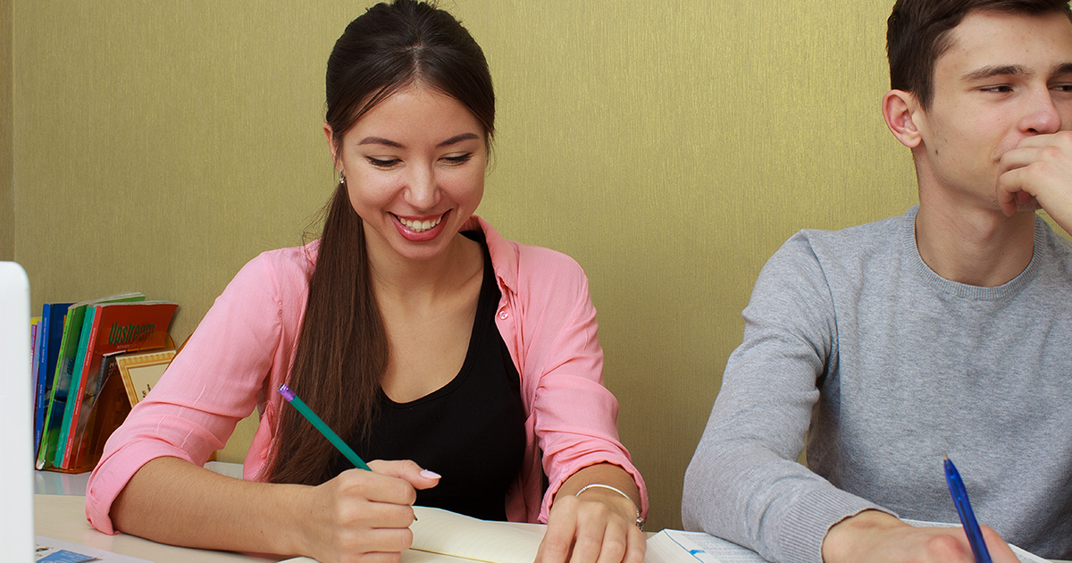 Mój mąż zażądał, abyśmy podzielili finanse po równo, ponieważ dostał awans. Zgodziłam się, ale pod jednym warunkiem.