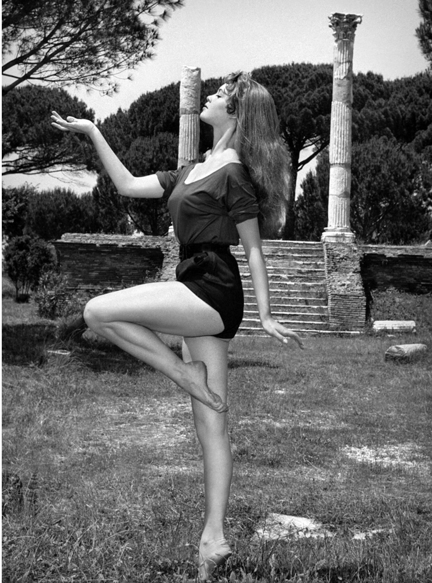 Francuska aktorka, która nie ma sobie równych: od wesołej dziewczyny do eleganckiej damy