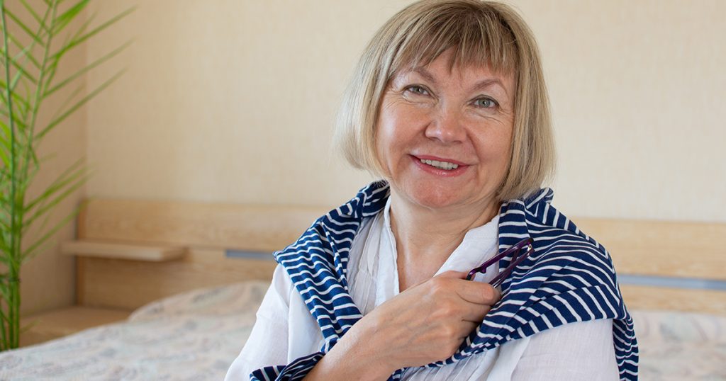 Nieznajomy zapłacił za moją kawę, ale zostawił mi wiadomość, która zmusiła mnie do wezwania policji!