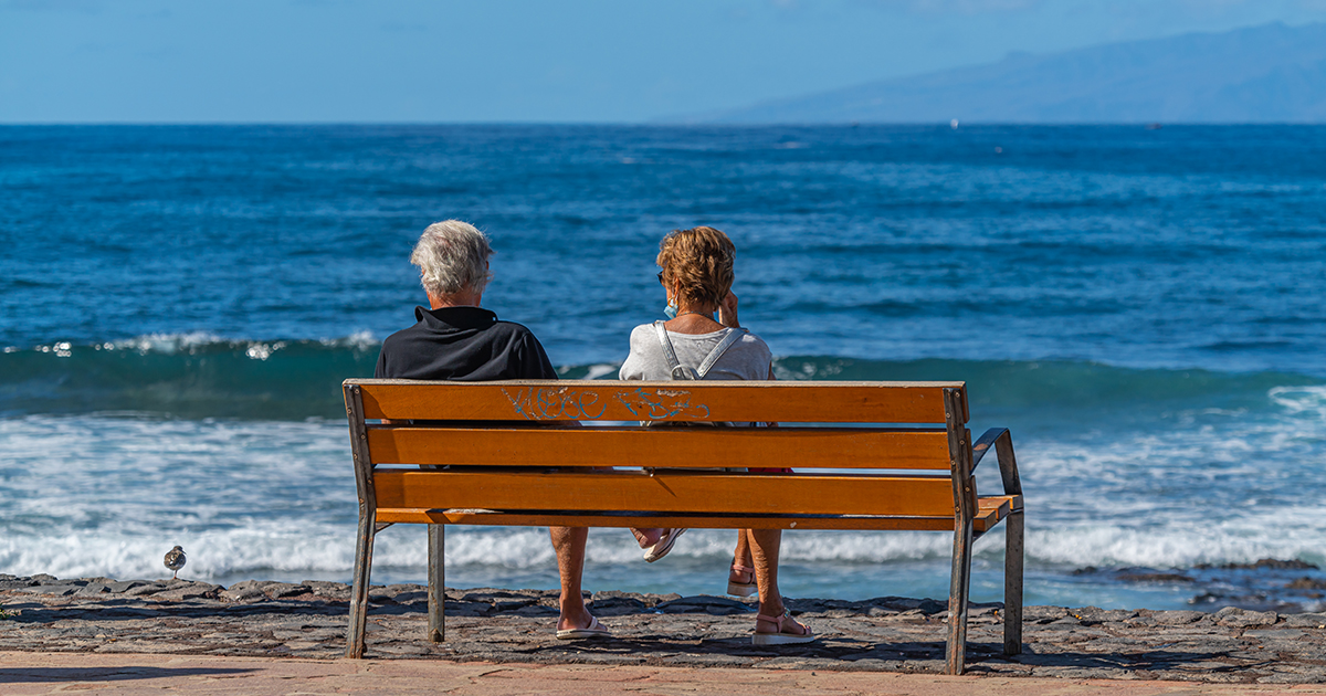 POJECHAŁAM NA WAKACJE Z MĘŻCZYZNĄ MOICH MARZEŃ — WSZYSTKO BYŁO IDEALNE, AŻ DO CHWILI, KIEDY MÓJ BYŁY WTRĄCIŁ SIĘ DO NASZEGO POKOJU.