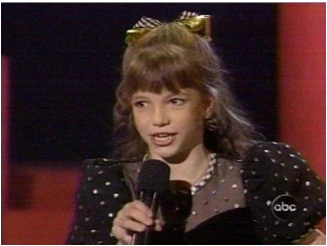 Schwarzenegger w reklamie i mała Britney. Tych zdjęć na pewno nigdzie wcześniej nie widzieliście!