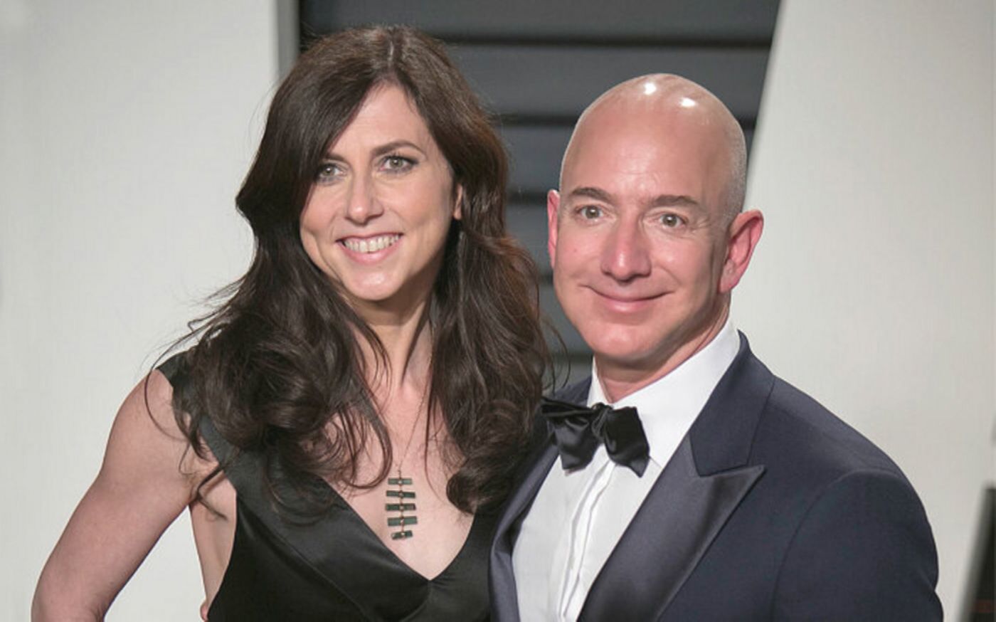 55-letnia Meksykanka z trójką dzieci odciągnęła miliardera Bezosa od rodziny, a on kupił jej Wenecję na trzydniowe wesele.