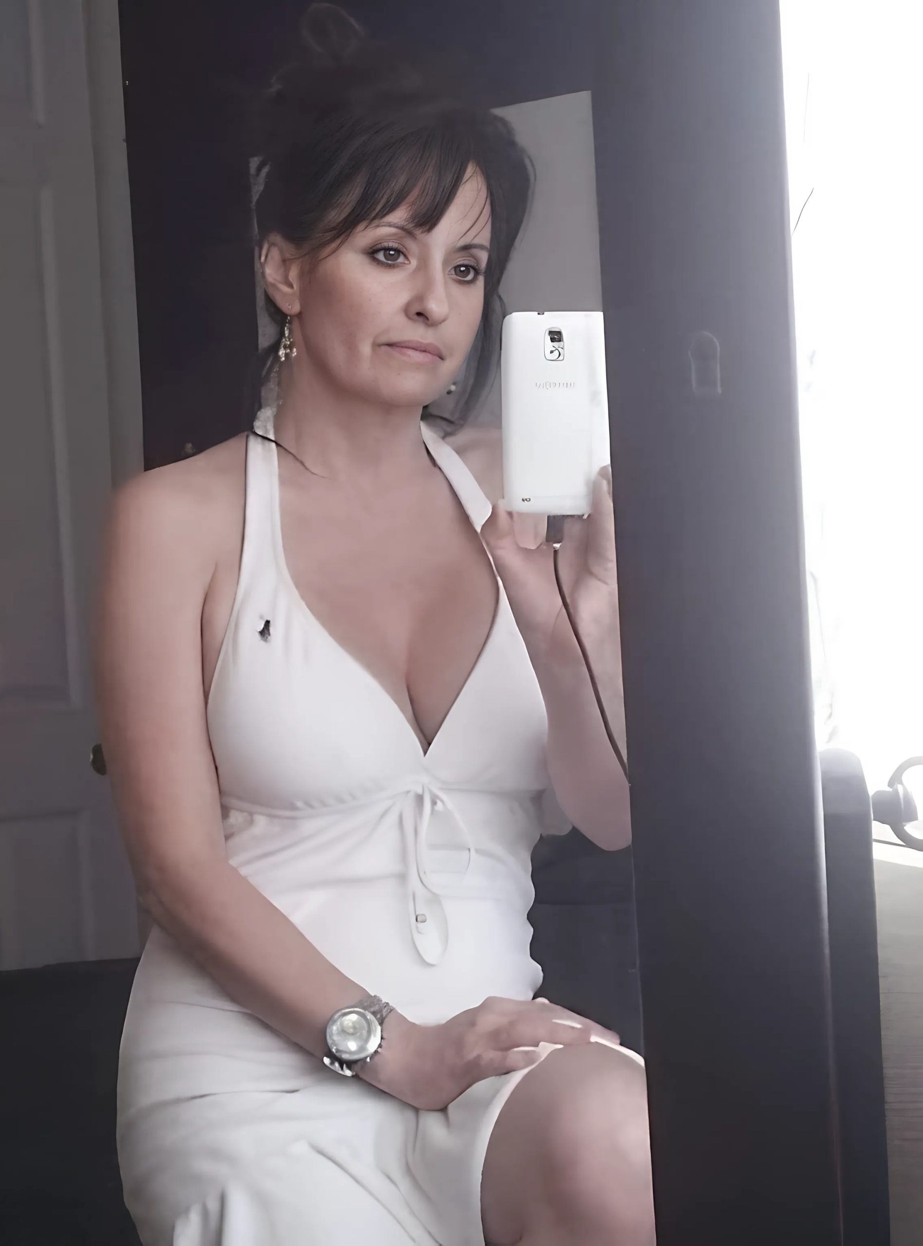 Po otrzymaniu zdjęcia żony natychmiast złożył wniosek o rozwód.