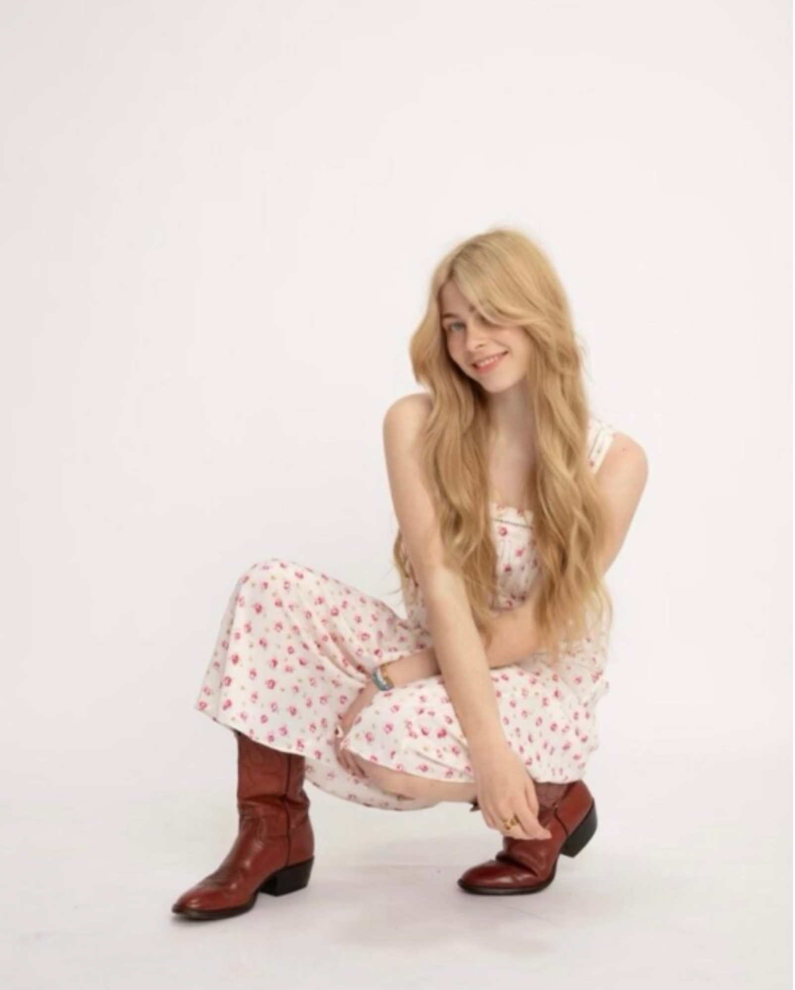 Shiffer pochwaliła się swoją córką. Dziewczynka wyrosła na piękność.