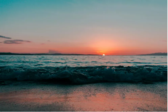 W wieku 8 lat prawie zamarzłam na śmierć, ale uratował mnie bezdomny. Dzisiaj znów przypadkowo go spotkałam.