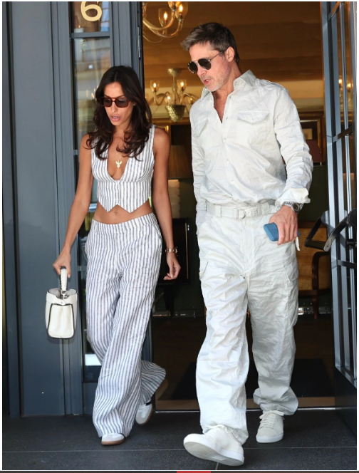 Po rozwodzie z Angeliną Jolie Brad Pitt całkowicie zostawił przeszłość za sobą i wygląda na znacznie szczęśliwszego.