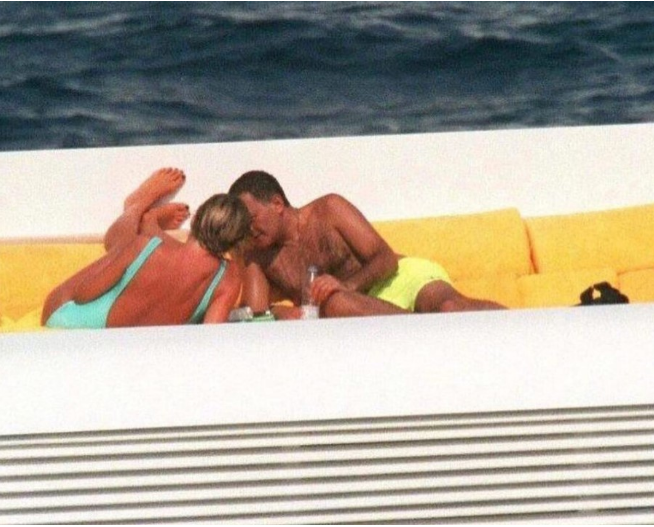 „Nie było żadnej miłości”. Kelly Fisher opowiedziała o tym, jak naprawdę wyglądały jej relacje z synem miliardera Dodim Al-Fayedem.