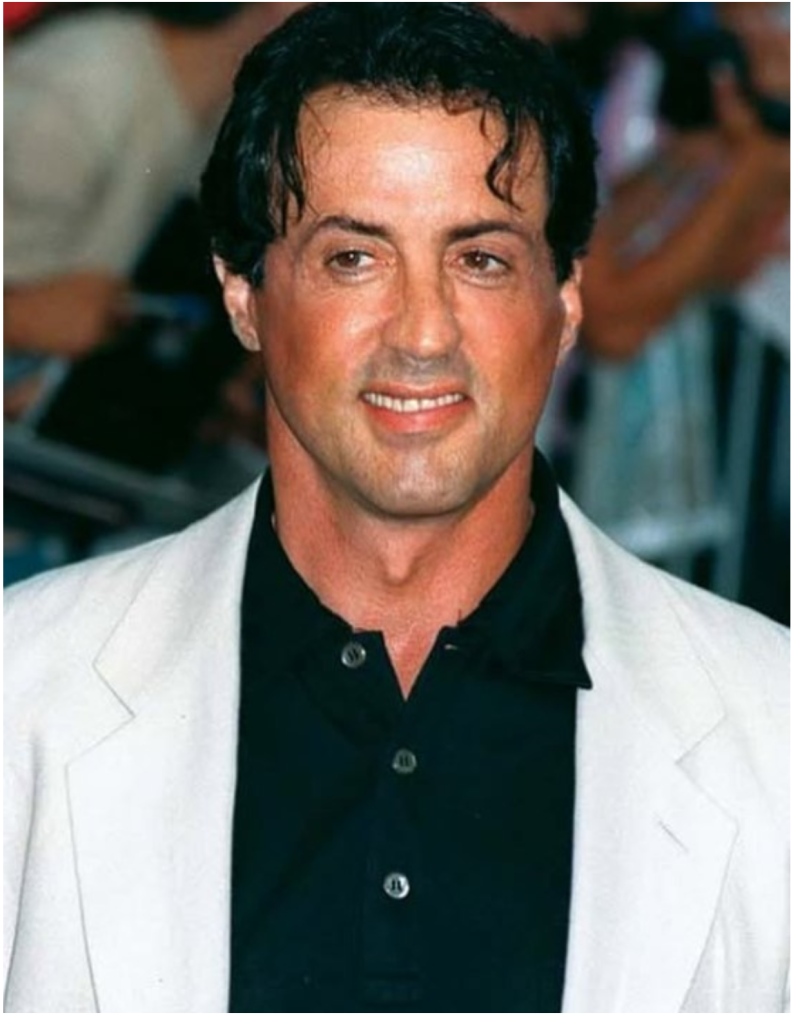 „W rodzinie nikt go nie kochał i nie wierzył, że odniesie sukces w przyszłości”: Czy potrafisz odgadnąć, kto jest przedstawiony na tym zdjęciu z dzieciństwa?