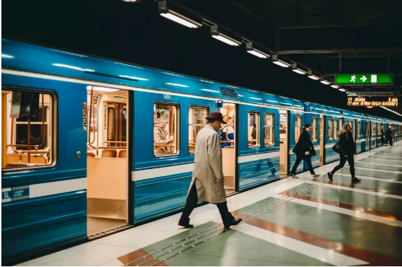 W wieku 8 lat prawie zamarzłam na śmierć, ale uratował mnie bezdomny. Dzisiaj znów przypadkowo go spotkałam.