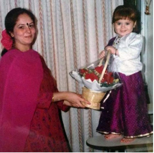 W dzieciństwie wyśmiewano ją z powodu nietypowego wyglądu. A co stało się później?