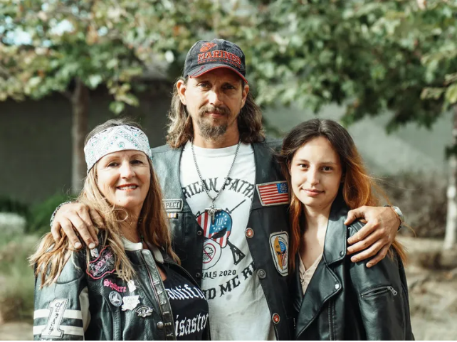 Moja rodzina wykluczyła mnie z wakacji, abym mogła opiekować się ich dziećmi — dałam im dobrą lekcję.