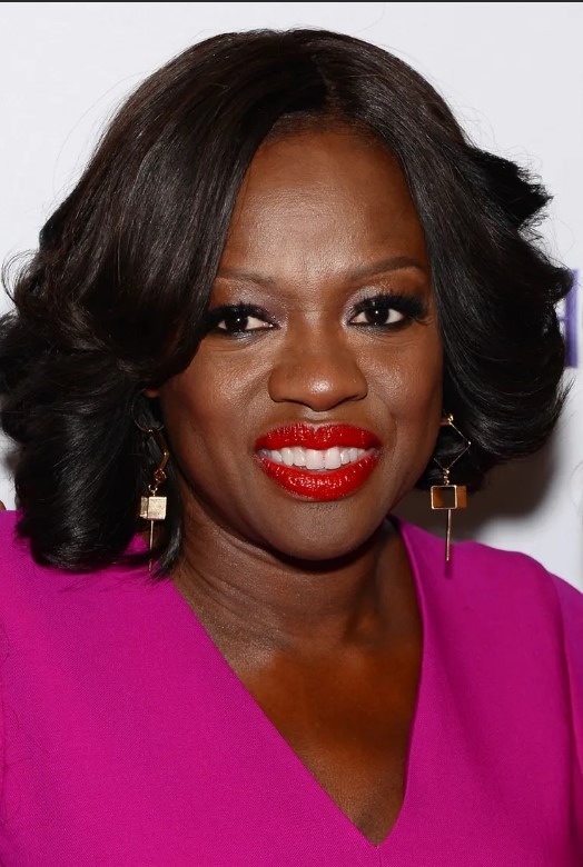 Urodziła się w biedzie, wśród śmieci, zimna i niedostatku — a teraz jej imię znane jest na całym świecie.