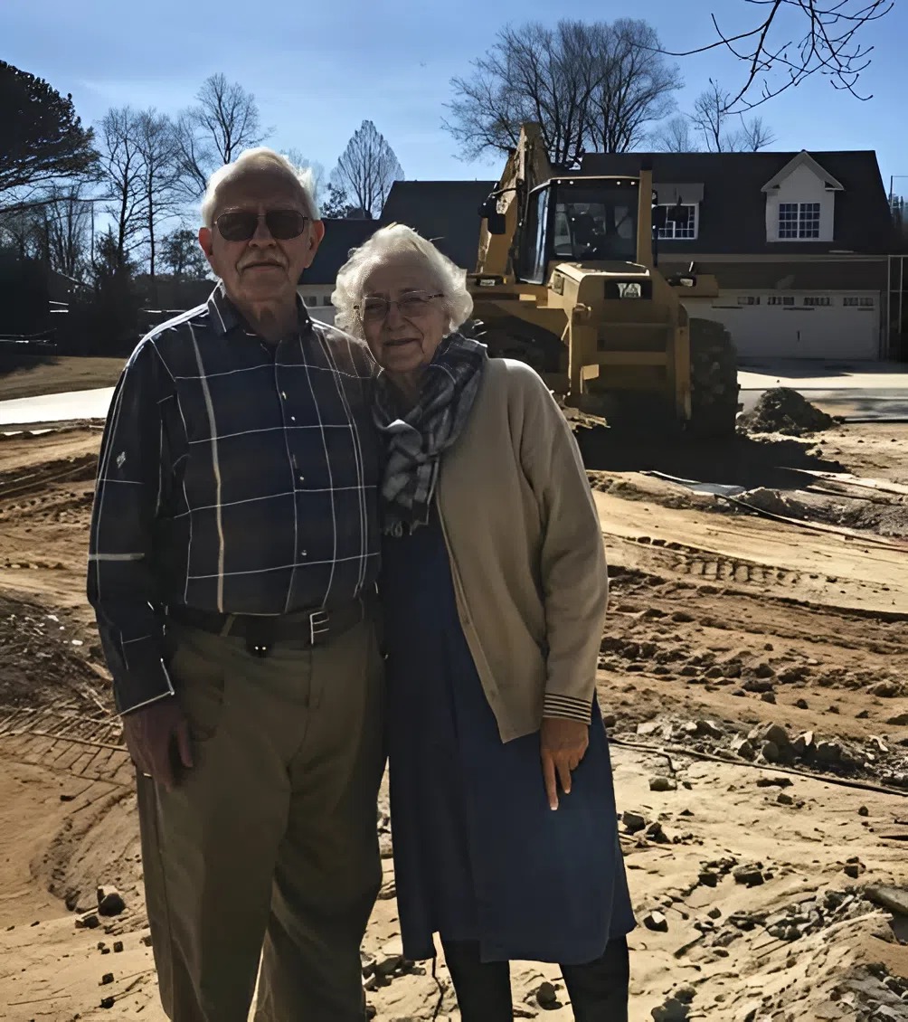 MOJA RODZINA MYŚLAŁA, ŻE NASZ ZWIĄZEK TO TYLKO CHWILOWE ZAINTERESOWANIE, AŻ DOPÓKI NIE DOWIEDZIELI SIĘ, CO ON UKRYWAŁ.
