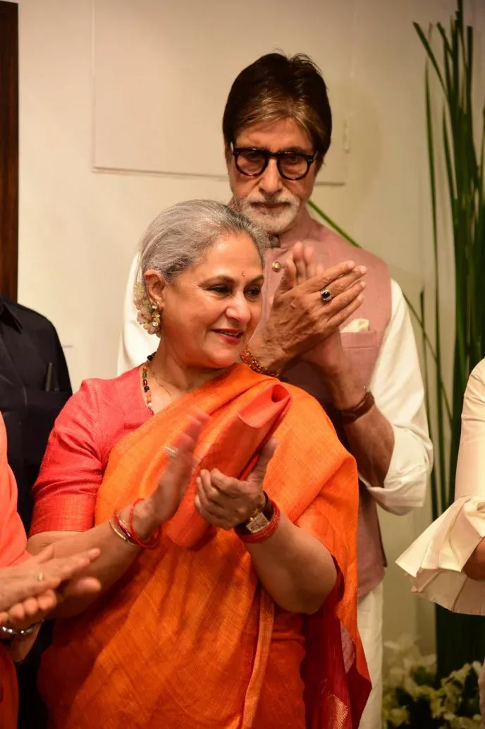 „Pół wieku razem”. 81-letni Amitabh Bachchan pojawił się publicznie wraz ze swoją żoną.