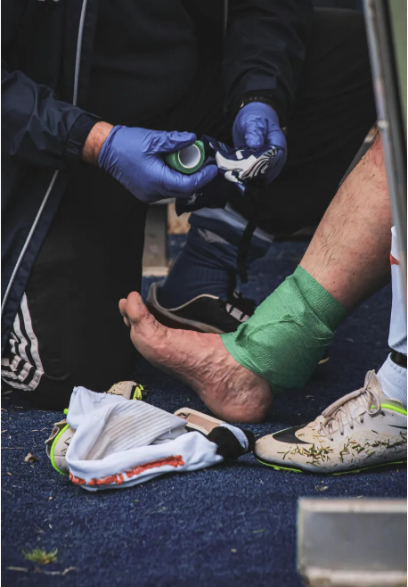 Wizyta u lekarza bywa czasem nieprzyjemna. Ludzie opowiadają o „niezręcznych” spotkaniach z lekarzami.