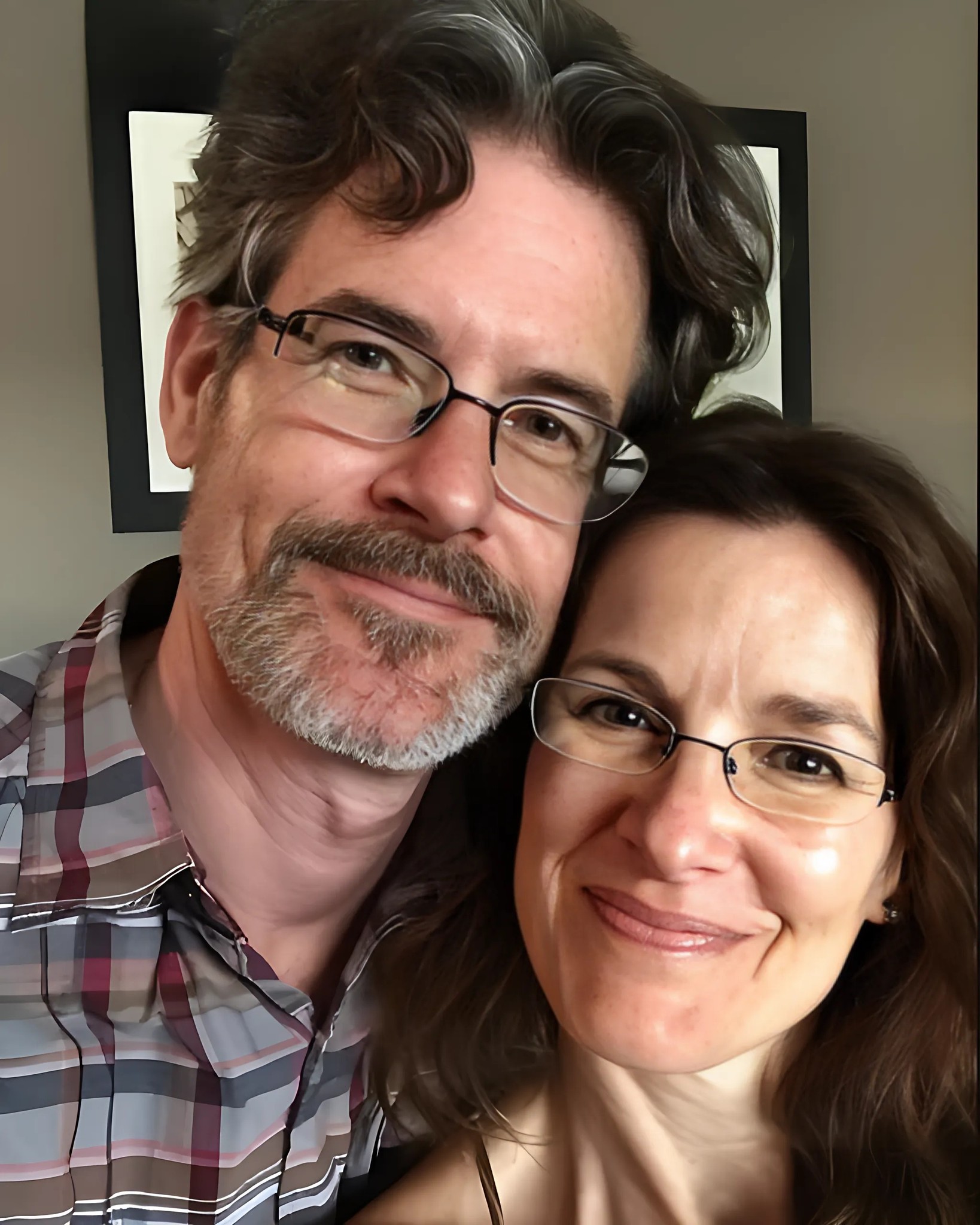 MOJA RODZINA MYŚLAŁA, ŻE NASZ ZWIĄZEK TO TYLKO CHWILOWE ZAINTERESOWANIE, AŻ DOPÓKI NIE DOWIEDZIELI SIĘ, CO ON UKRYWAŁ.