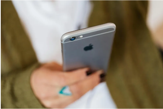 Moja sąsiadka błagała mnie, żebym przerwała jej dzisiejszą kolację — byłam w szoku, kiedy dowiedziałam się dlaczego.