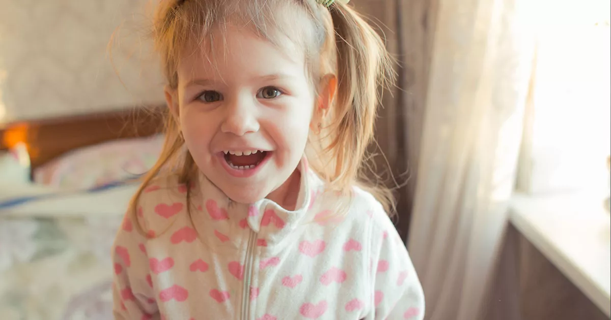 W dniu moich urodzin, kiedy telefony jej dzieci wylądowały w basenie, moja synowa nalegała, żebym je wymieniła, dopóki mój sąsiad nie interweniował i nie dał jej lekcji.