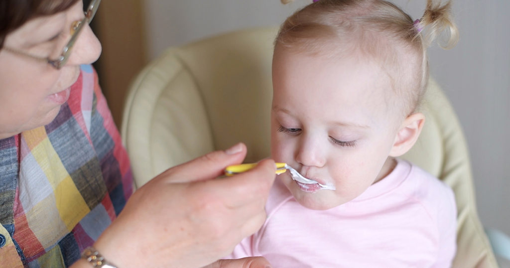 MOJA CÓRKA ZOSTAWIŁA MI WNUKA I PO PROSTU ZNIKNĘŁA — A TRZY TYGODNIE PÓŹNIEJ OTRZYMAŁEM TELEFON, KTÓRY ZŁAMAŁ MI SERCE.