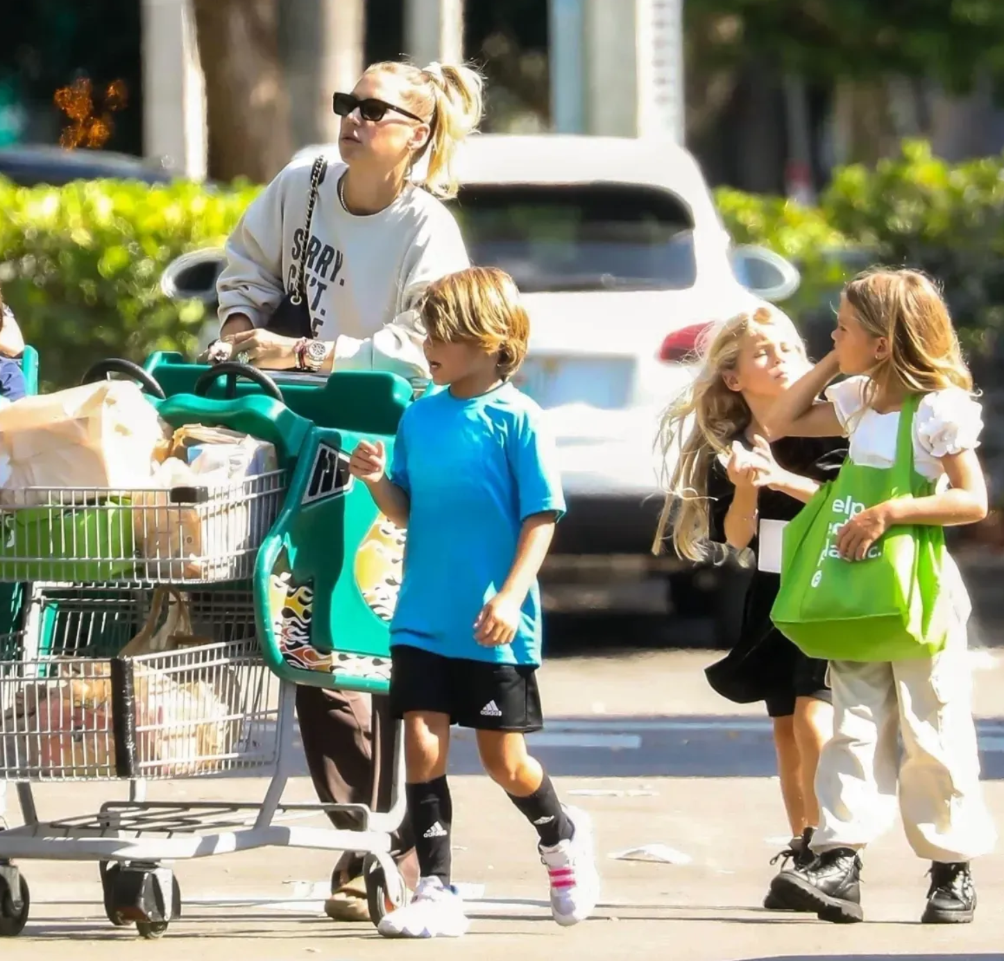 Wygląda na to, że czwarte dziecko jest w drodze.