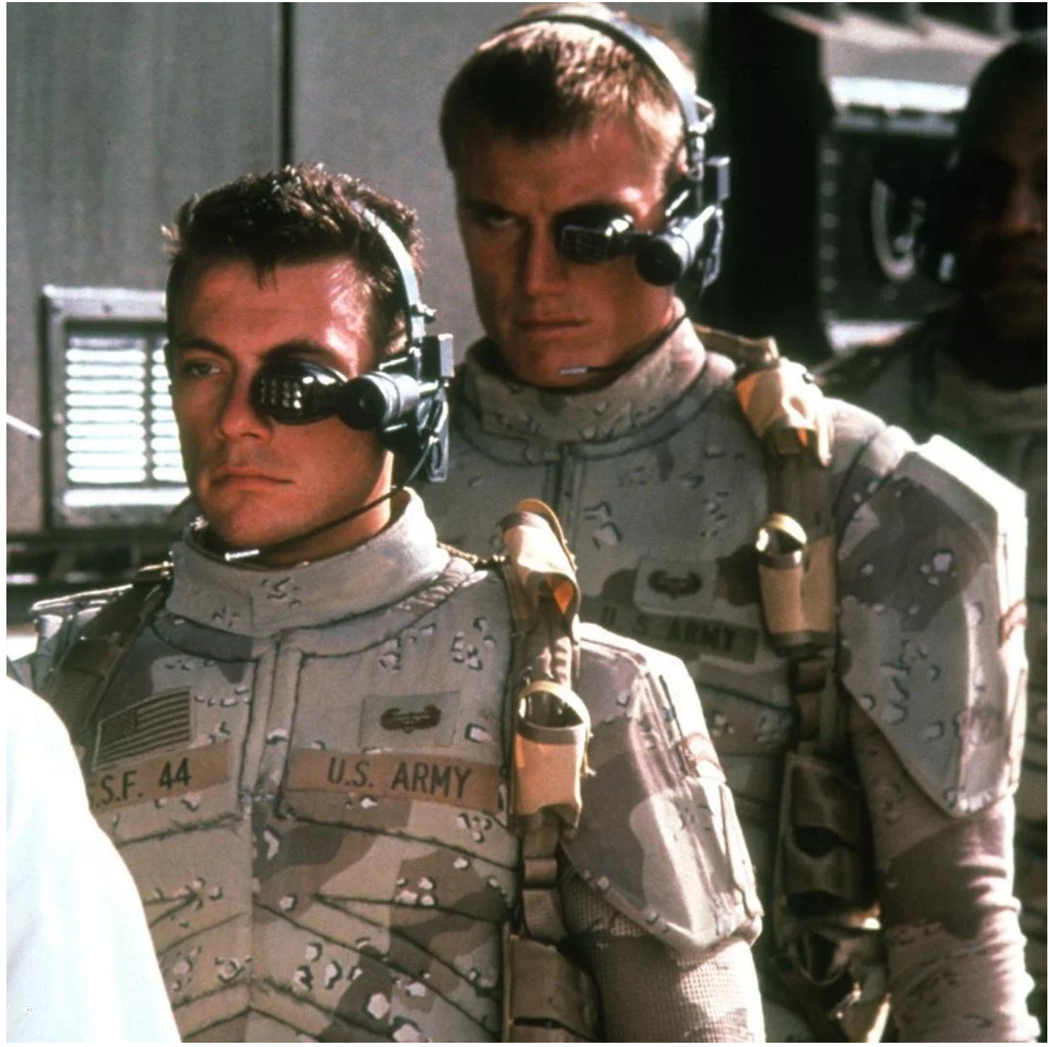 26 aktorów, którzy byli superbohaterami naszego dzieciństwa. Zobaczcie, jak się zmienili!