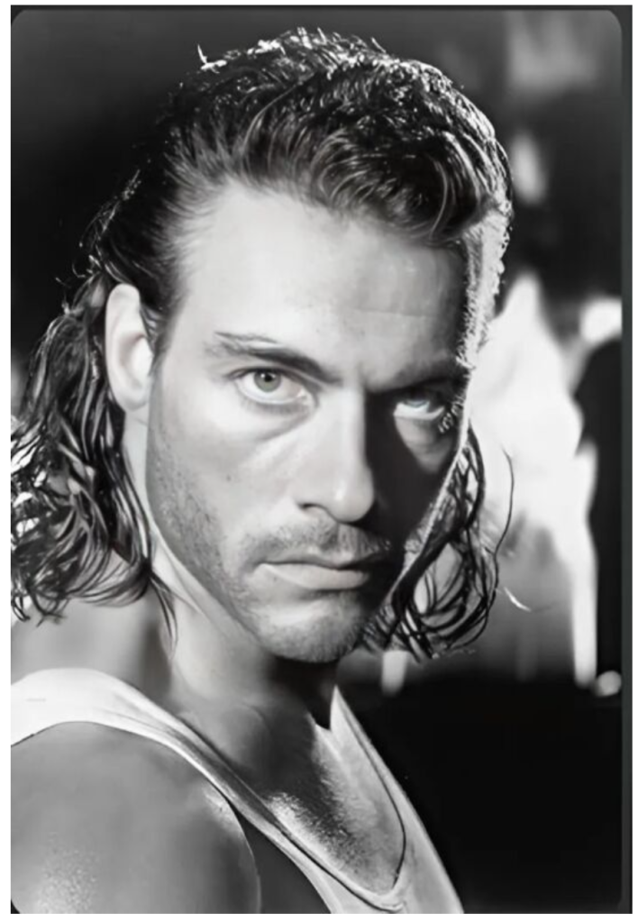 Nigdy nie uwierzycie, że ten maluch jest najsłynniejszym aktorem filmów akcji.