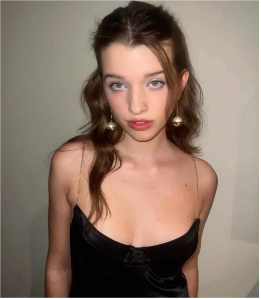 16-letnia córka Jovovich jest kopią swojej sławnej matki. Cóż za piękność!