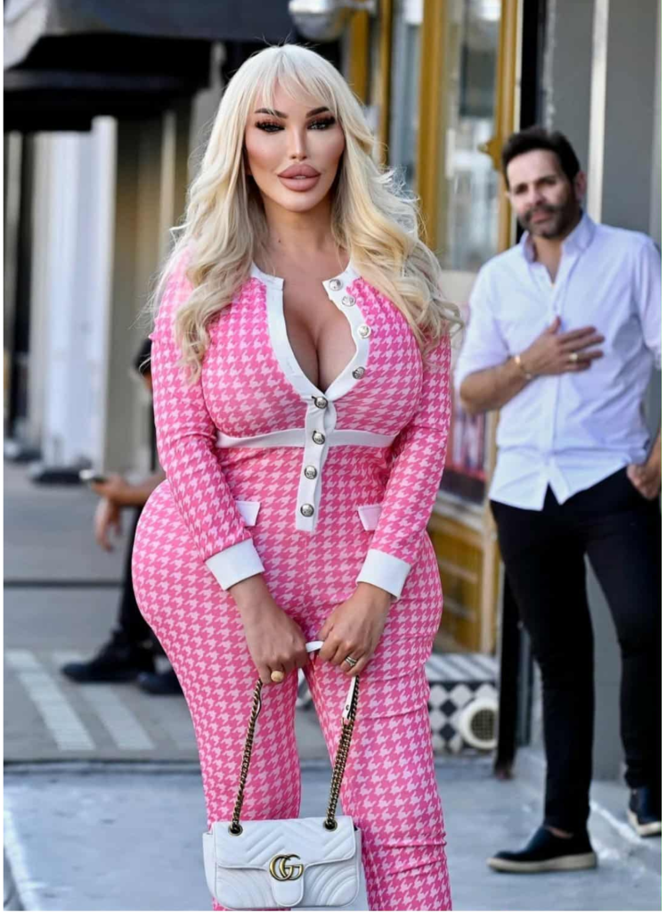 Żywy „Ken” Alves zmienił się w Jessicę. Kolejna zmiana wizerunku!