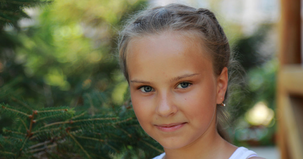 Moja pięcioletnia córka zaczęła rysować portret rodzinny, ale nie było na nim twarzy taty.